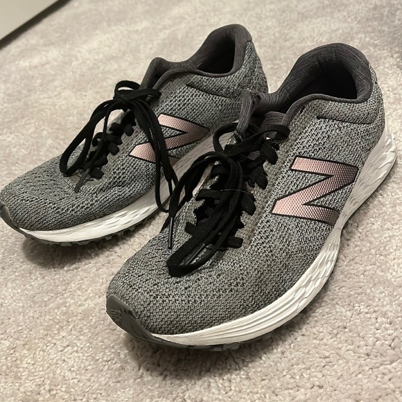 New Balance Sneakers - Picture 1 of 3